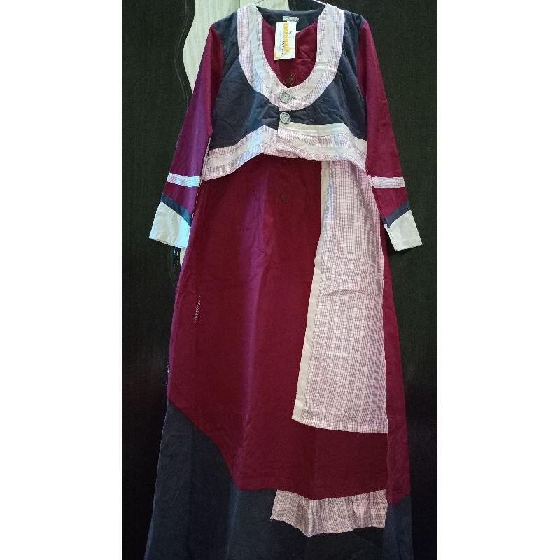 new shabrina M bukan tuneeca pl / preloved