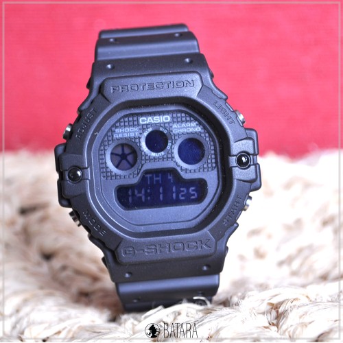 JAM TANGAN CASIO G-SHOCK DW-5900BB-1DR DIGITAL DIAL BLACK RESIN STRAP