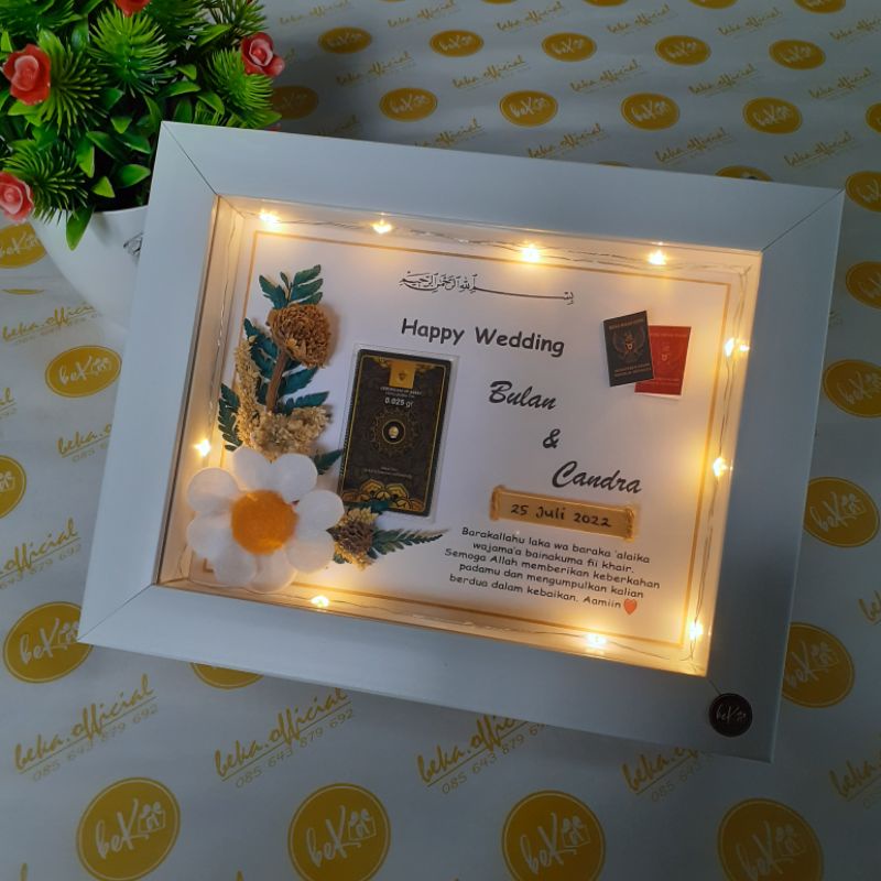 Hampers Flower 3D Frame Minigold LED Kado Wedding Ulang Tahun Wisuda Cewek Cowok / Kado Kebumen by b