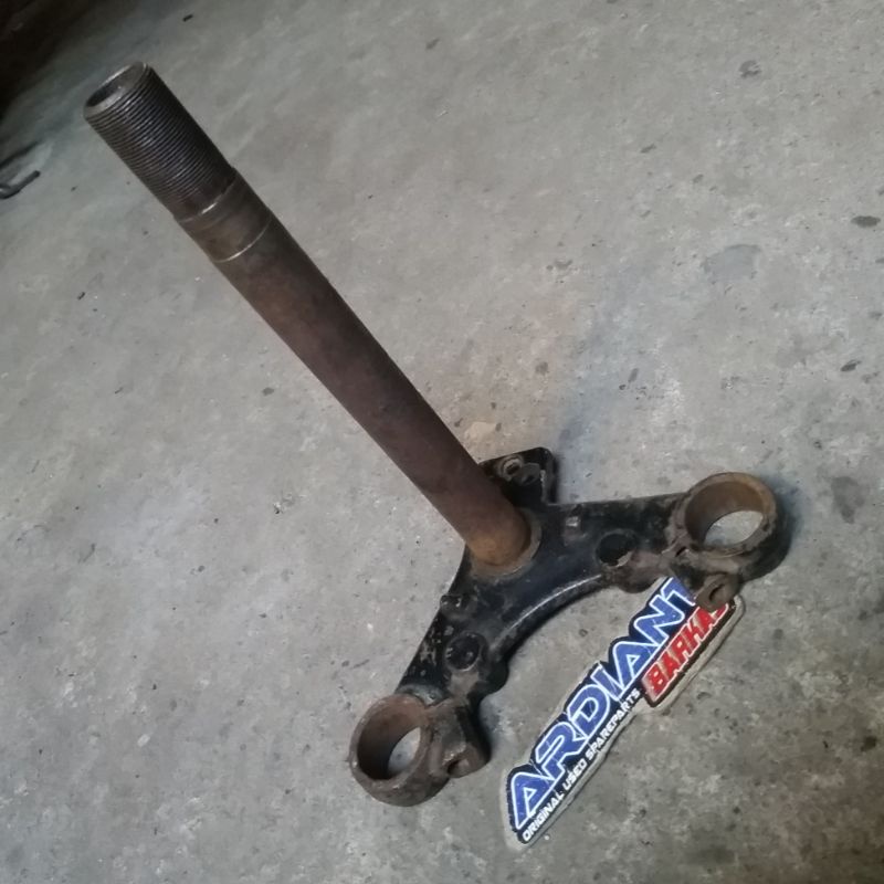 Segitiga bawah honda gl100 gl125 gl 100 original