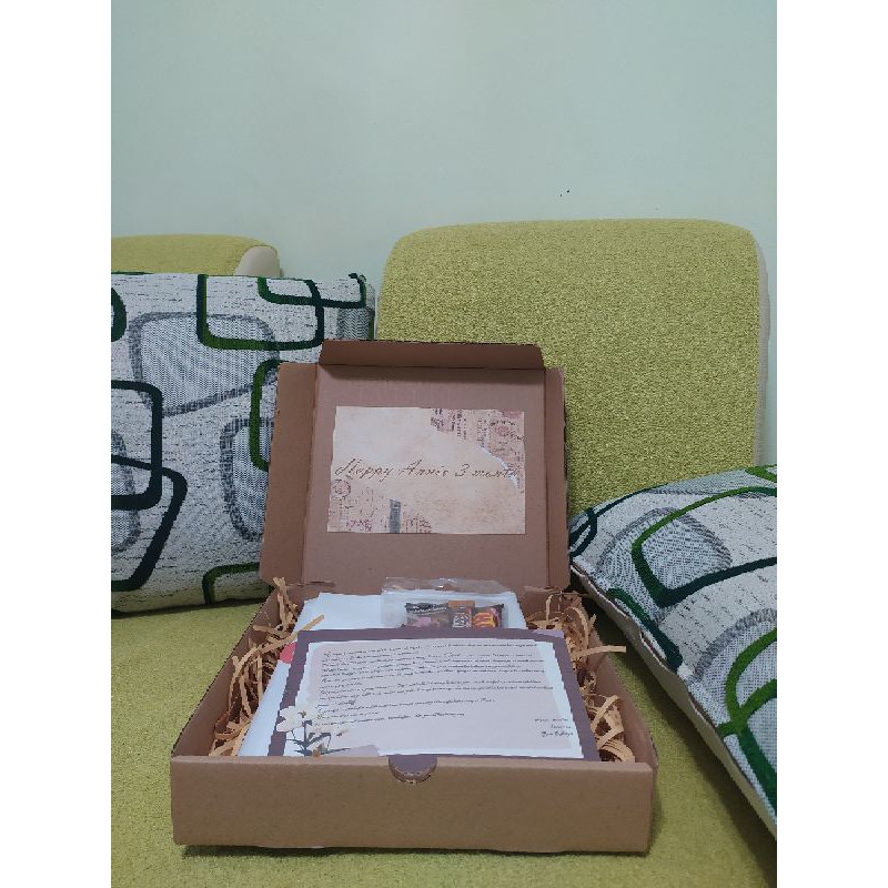 

Gift box ilustrasi/vektor/ilustrasi wajah