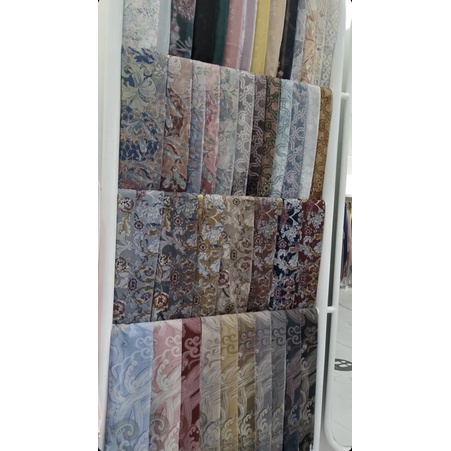 READY‼️ Buttonscarves Seri Royale XL Voal