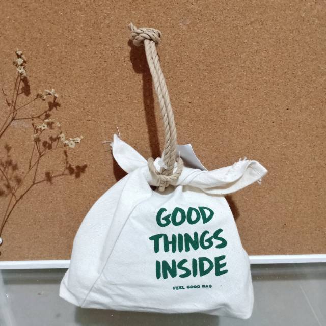 

Bungkus Kado/Hadiah - The Body Shop