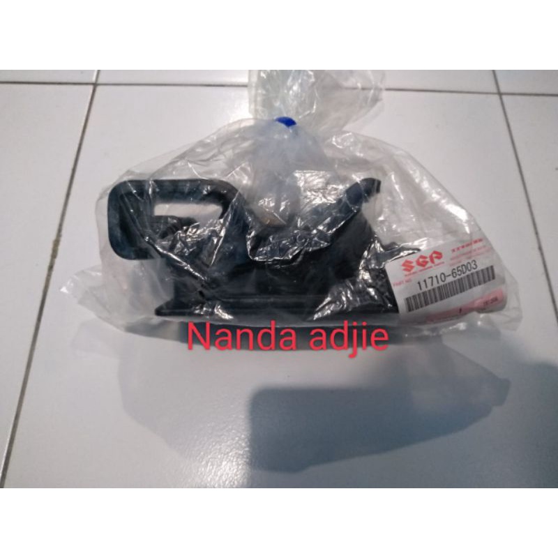 Engine mounting belakang mobil Escudo 2.0 Escudo 1.6 original