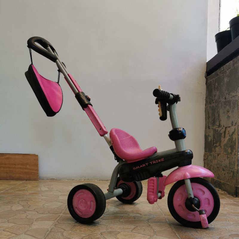 PROMO kemerdekaan Sepeda anak smart trike preloved