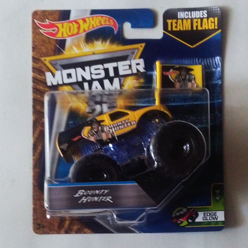 Hot Wheels Monster Jam Includes Team Flag Bounty Hunter