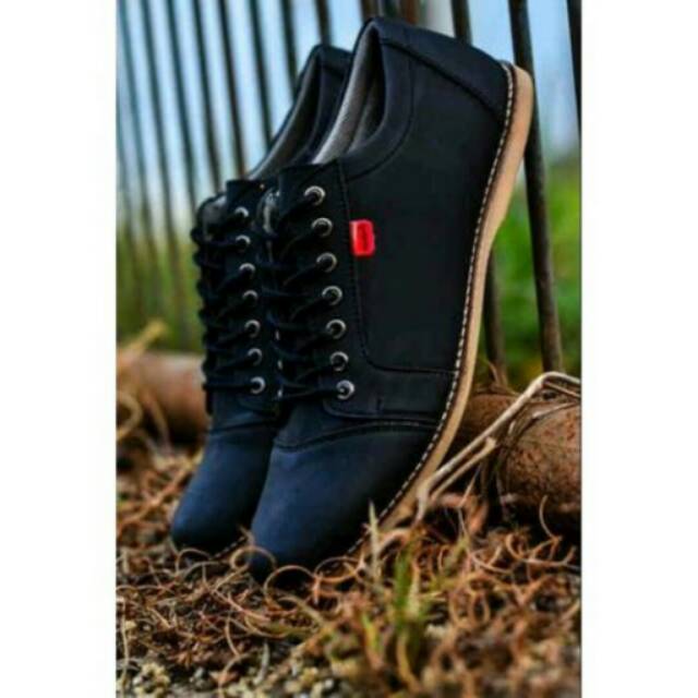 SEPATU SOL KARET MENTAH/ Sepatu Kickers Casual SHAKA ELING HITAM DAN COKLAT