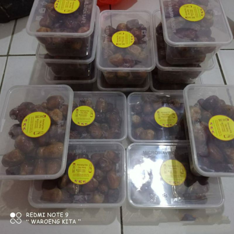 

Kurma Sukkari