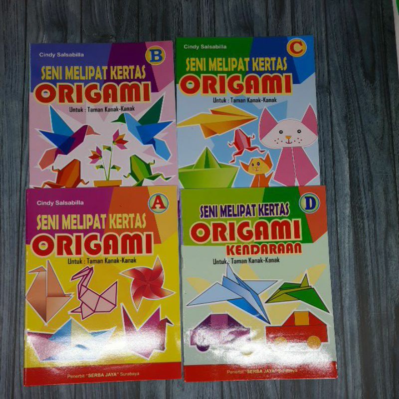 

Buku Seni Melipat Kertas ORIGAMI Untuk TK