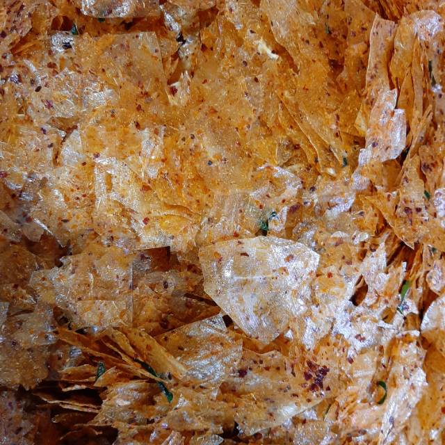 

Keripik Kaca Daun jeruk & mie kering daun jeruk ukuran 1/2 kg