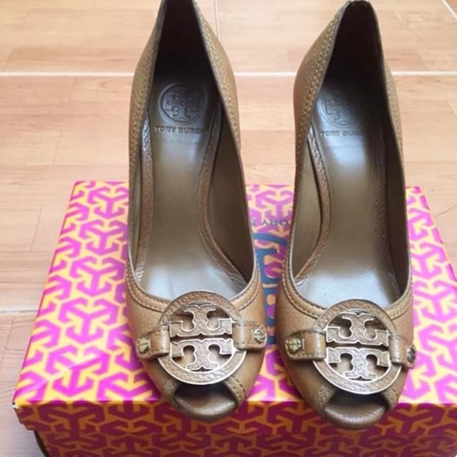 Tory burch wedges