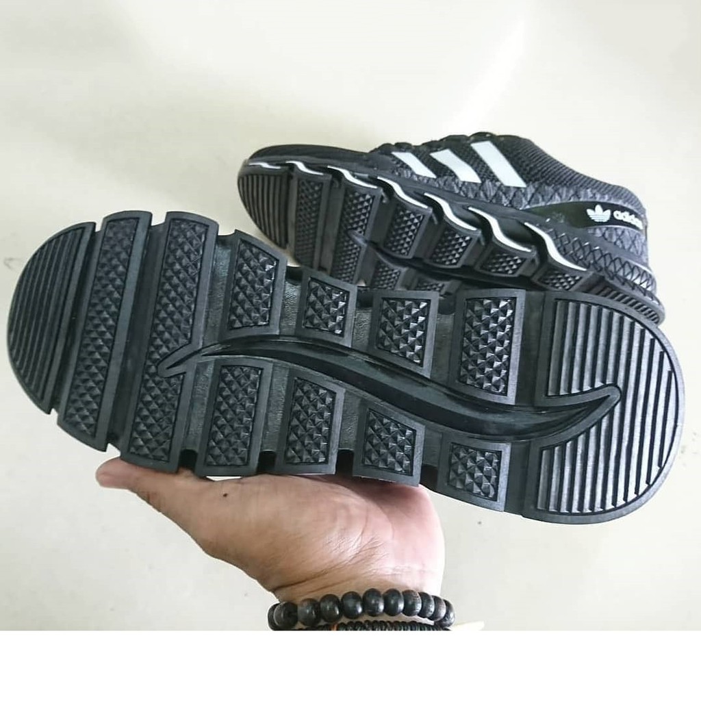 Hot Item Sepatu Running Premium Original Import Vietnam Adidas Springblade Black