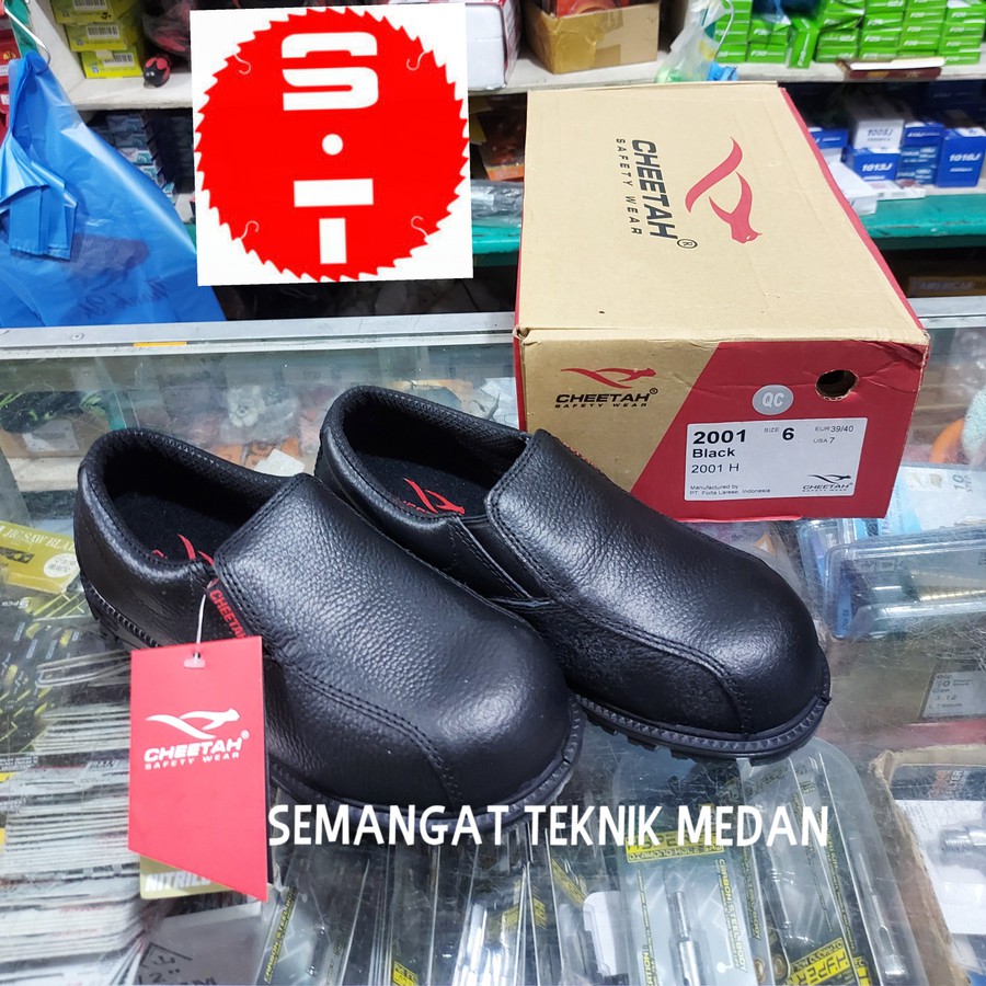 SEPATU SAFETY PENDEK POLOS INDUSTRIAL SHOES HITAM CHEETAH 2001 H