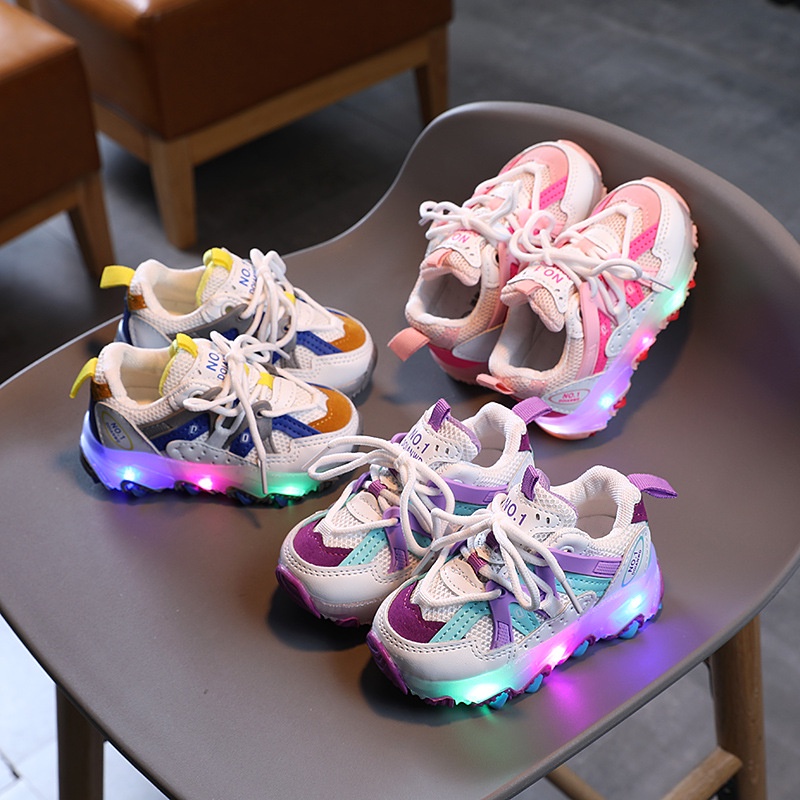 Sepatu Sport Anak Sneakers Bisa Nyala Sepatu Anak