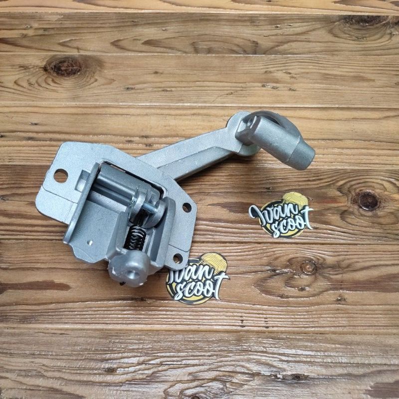PEDAL REM ASSY VESPA PX PTS PEDAL REM BELAKANG VESPA