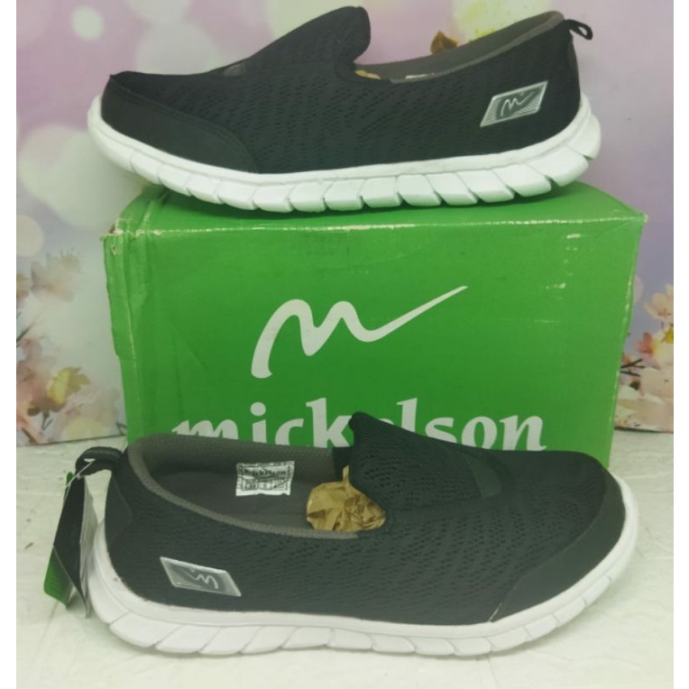 SEPATU MICKELSON LIVIANY size 28-41 buat sekolah,gaya, Santai juga bisa harga obral