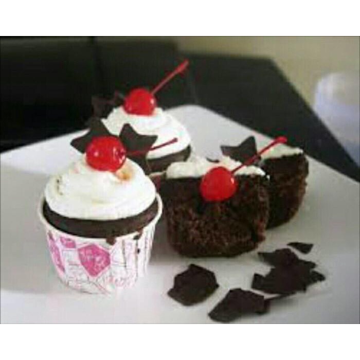 

Topping | Buah Cherry Merah Tangkai Manis Siap Pakai Topping Cupcake Kue 100 Gr Kualitas Terbaik