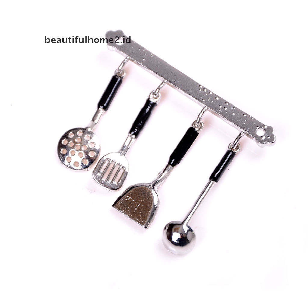 (beautifulhome2.id) 5pcs / Set Mainan Miniatur Peralatan Masak Skala 1: 12 Bahan Metal Untuk Rumah Boneka