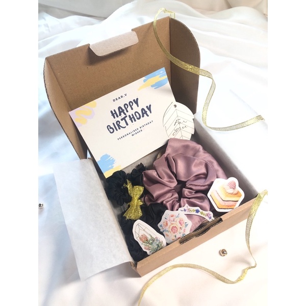 

GIFT BOX (hanya packaging) Dus Gift Box packaging untuk kado dengan custom card (kartu ucapan)