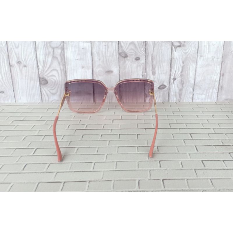 kacamata cewek terbaik