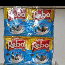 

Kwaci Rebo renceng isi 10 × 13gr