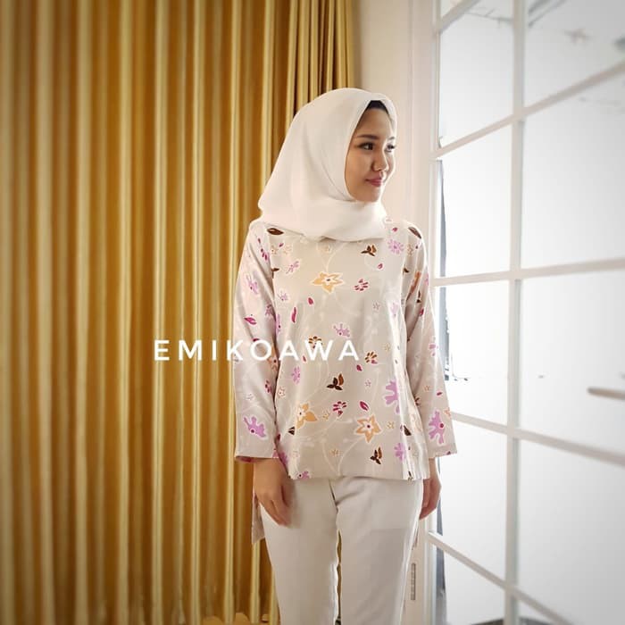 Baju Atasan Sofi - Emikoawa / Blouse / Souvenir / Berkualitas