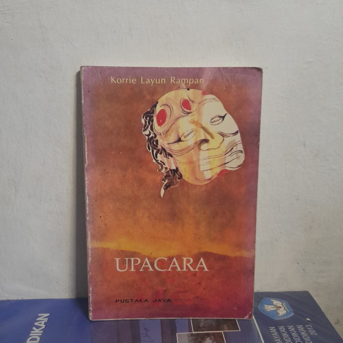ORIGINAL BUKU Upacara Oleh Korrie Layun Rampan - Pustaka Jaya