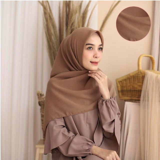 Hijab Segiempat Polycotton 115 x 115 Warna Part 1 Bella Square-KHAKI