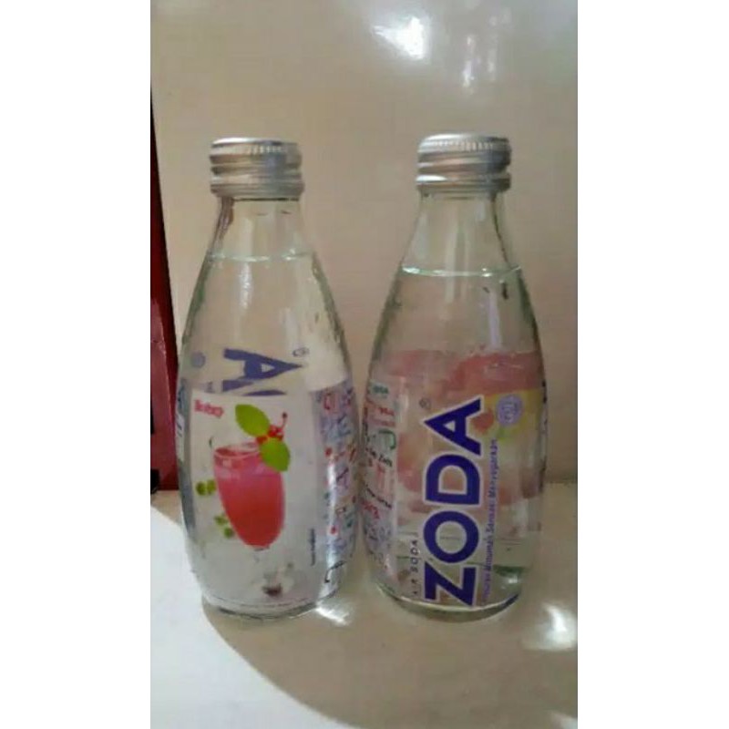 

Minuman soda Zoda 250ml @ dus isi 24 botol