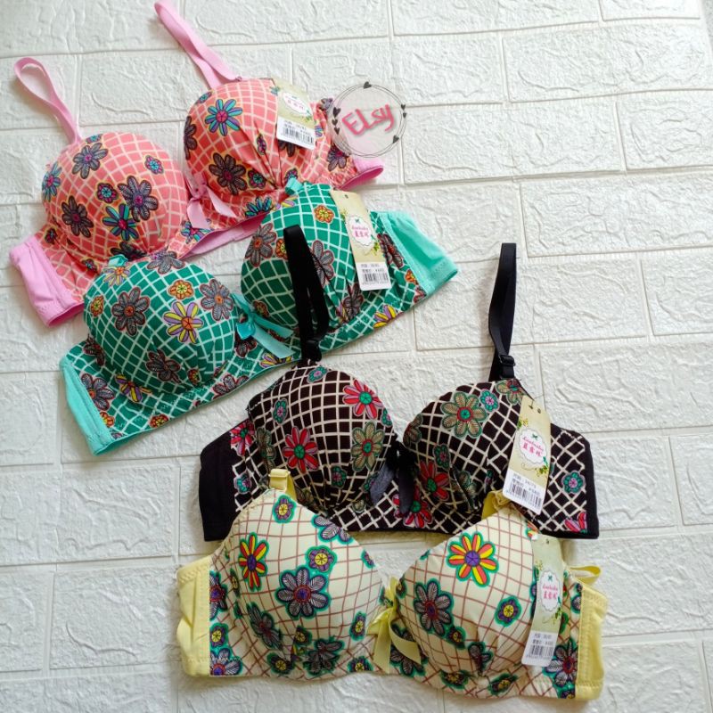 Bra/BH Berkawat Kait Tiga Busa tipis Motif Bunga Size 34,36,38 - Lanluzhu
