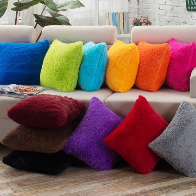 SARUNG BANTAL KURSI BULU GLOSSY Uk 40X40