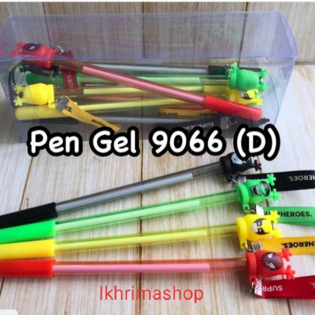 

Pulpen karakter superhero