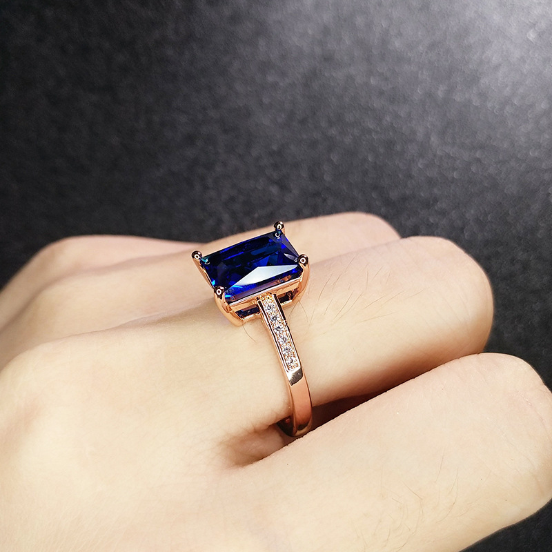 Cincin Berlian Sapphire Mewah Warna Rose Gold