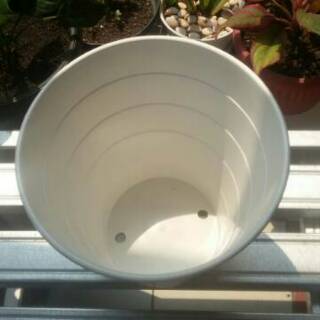  POT  PUTIH TINGGI  27CM POT  POLKADOT MONAS 27 CM GO CLEAN NO 