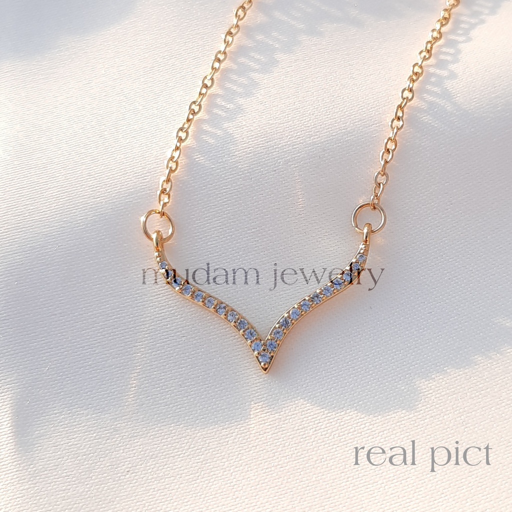 Kalung Model Fuji Dengan Taburan Diamonds Artifisial Tersedia Warna Rose Gold, Gold dan Silver