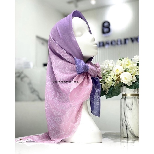 Buttonscarves x mmehuillet in pinky sky voal regular