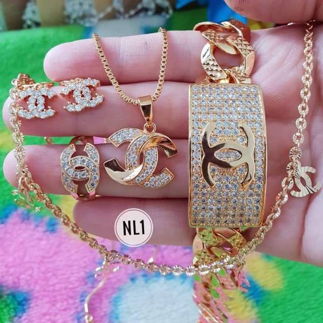 Set chanel yuma lapis emas 22k