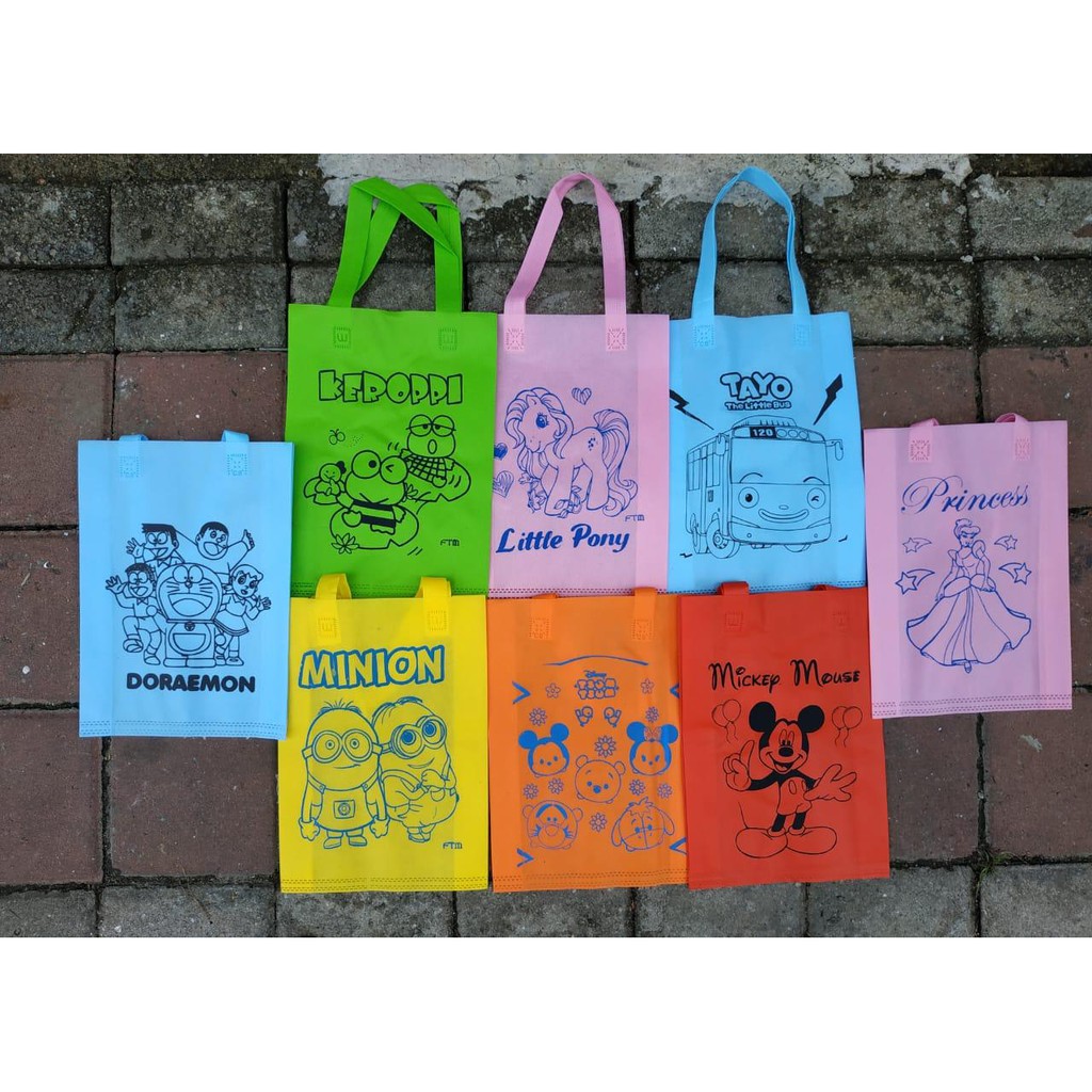 

TAS ULANG TAHUN / Goodie bag / TAS SOUVENIR ULTAH I 25 x 35