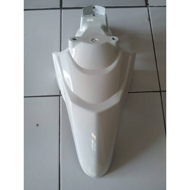 Spakbor Depan Beat Karbu  Putih