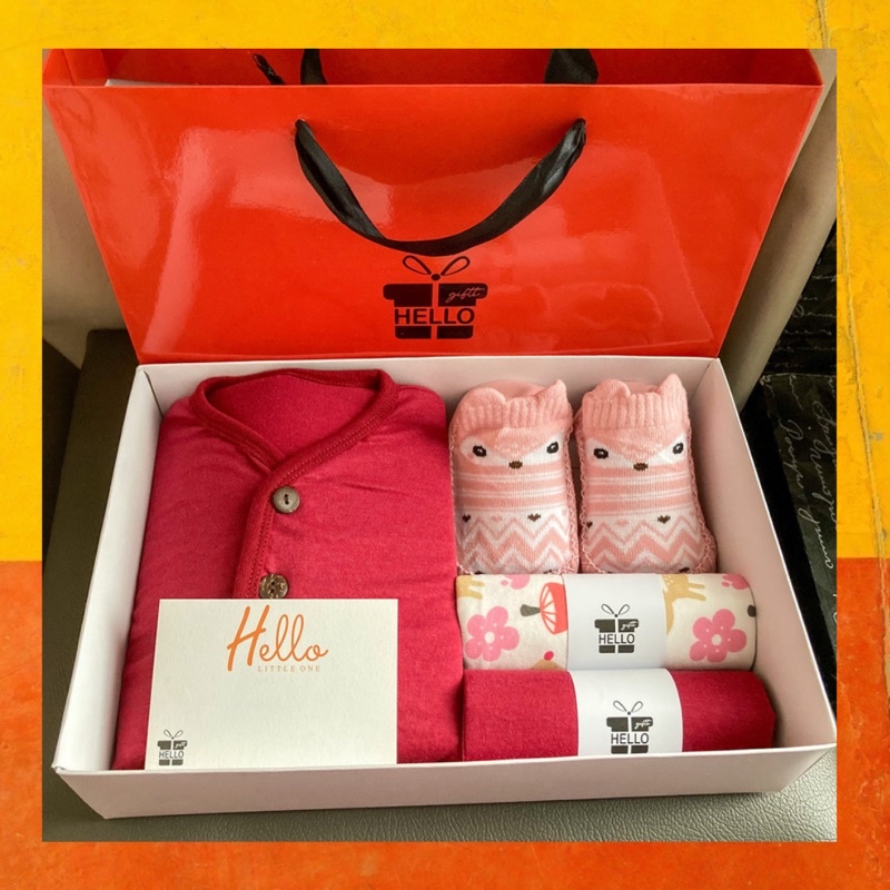 Hampers bayi | perlengkapan bayi baru lahir | kado bayi laki laki | baby gift | hampers baby | kado bayi baru lahir | baju bayi | parcel bayi | baju bayi baru lahir | hampers bayi newborn | paket kado bayi ekonomis | gift set | gift | newborn babyset gift