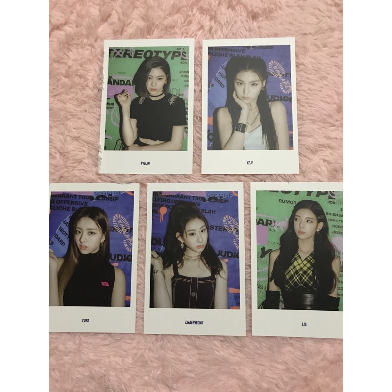 ITZY Official Benefit Wannabe Photoset Photocard Ryujin Yeji Lia Yuna Chaeryeong