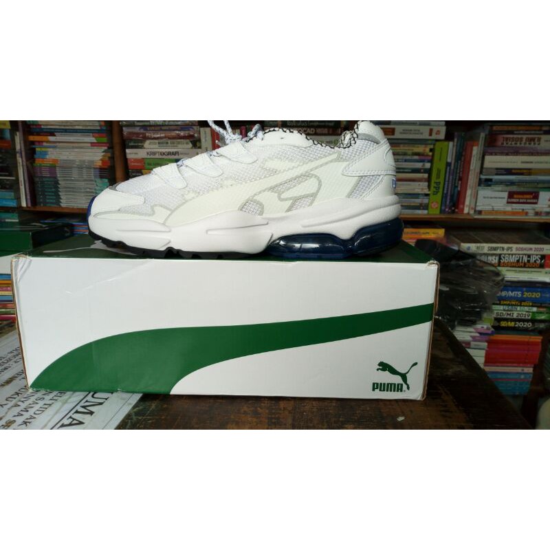 Sepatu puma cell alien kotto white size 9 (43) asli
