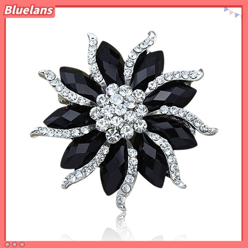 Bluelans Bros Pin Desain Bunga Mekar Aksen Kristal Berlian Imitasi Warna Hitam Untuk Wanita