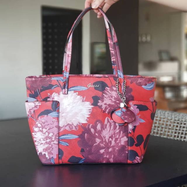 guess red floral bag