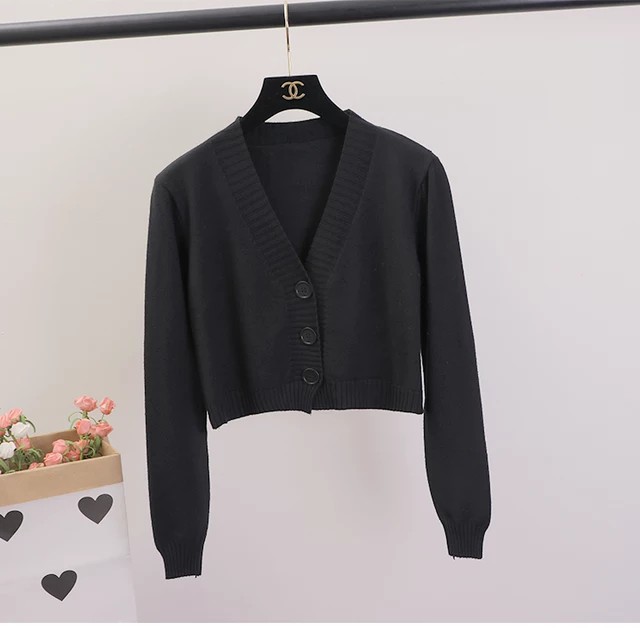 Bailey / Bianca Crop Cardi - Kardigan  Rajut Kombinasi Kancing-Hitam