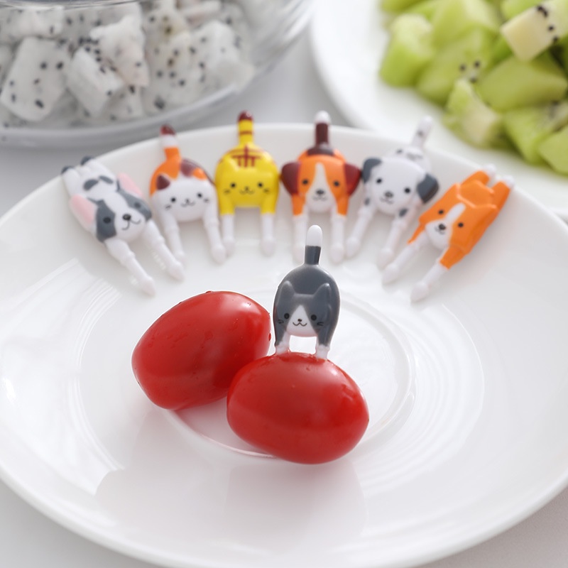 7pcs / Set Garpu Buah / Kue / Dessert Mini Bentuk Kartun Hewan Anak Anjing Untuk Peralatan Makan Anak