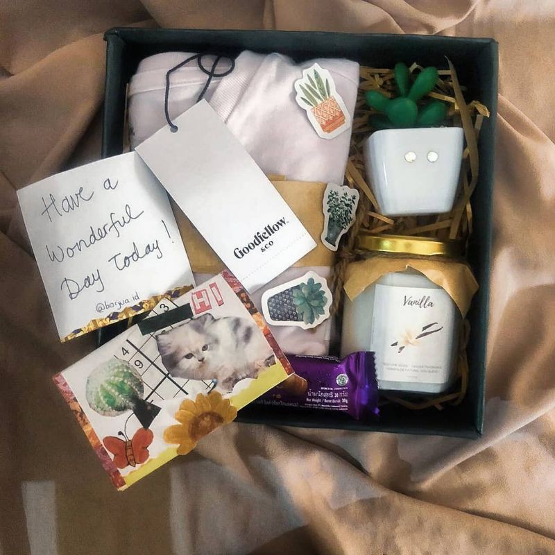 

Hampers untuk sahabat / pacar