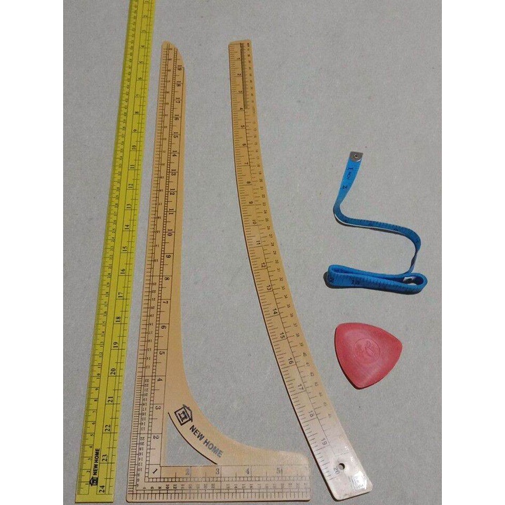 RK penggaris pola jahit / isi 5 jenis / penggaris besar siku. penggaris besar lurus .penggaris besar