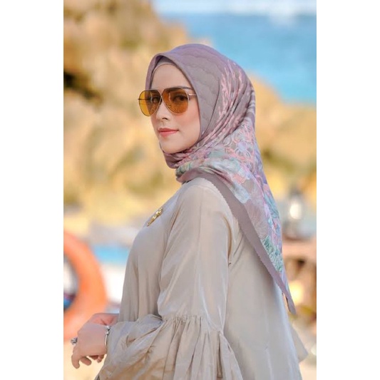 preloved buttonscarves little mermaid taupe