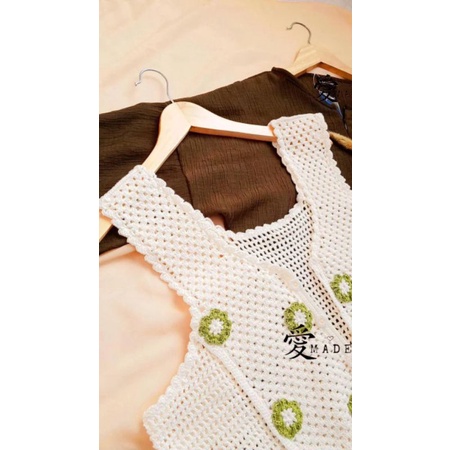 Daisy Maky Vest Handmade Crochet